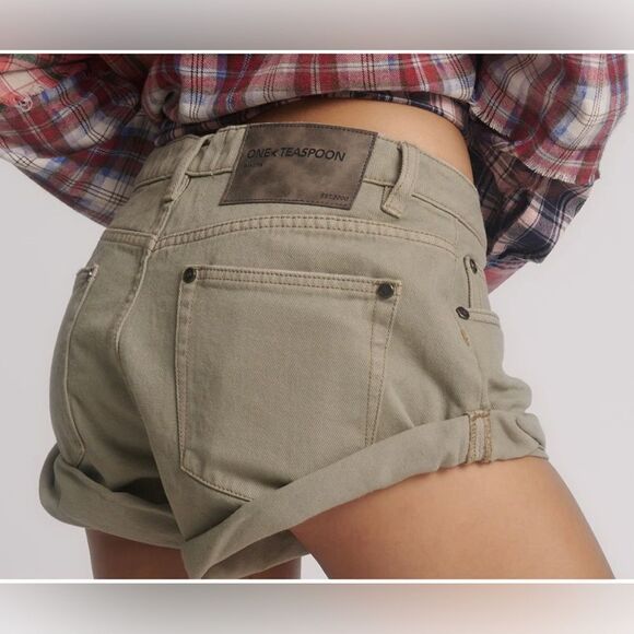 One Teaspoon Bandits faded green super khaki shorts 29 NWT - Picture 12 of 13